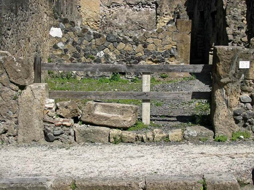 V.27, Herculaneum. May 2003. Looking west on Cardo V towards entrance doorway. Photo courtesy of Nicolas Monteix.